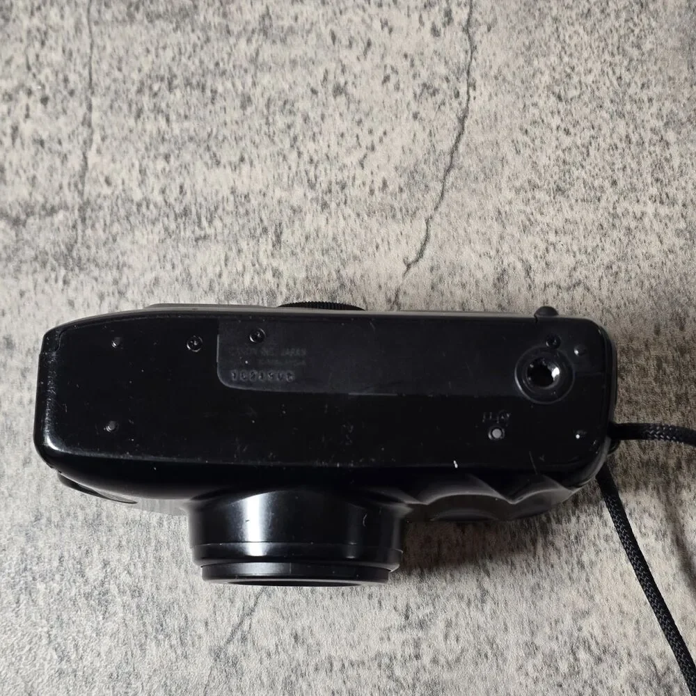 Canon Sure Shot 80 Tele Film Camera Black *Lens flaps wont open